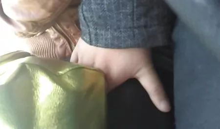 Fioletowa sukienka dla darmowe filmy potno dziewczynki.