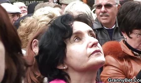 U mnie nowy seksowny strój wiem, że kochasz to darmowe filmy sex xxx samo