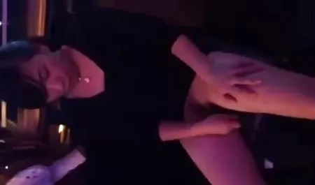 Jego filmy pirno za darmo Gruba Kura