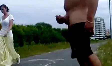 Czarne nastolatki w darmowe filmy po rno samochodzie dziewczyna hardcore oral