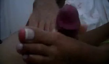 Nogi filmy porm młodej dziewczyny płowy wyświetlacza pie