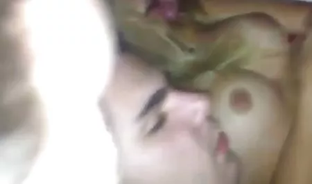 W kształcie serca duży xxx filmy erotyczne gruby czarny pokaz młody